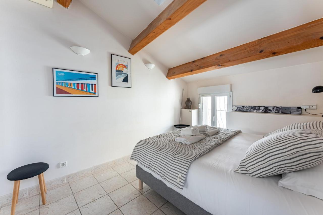 A La Calanque - Jolie Maison En Bord De Mer Marseille Exteriör bild