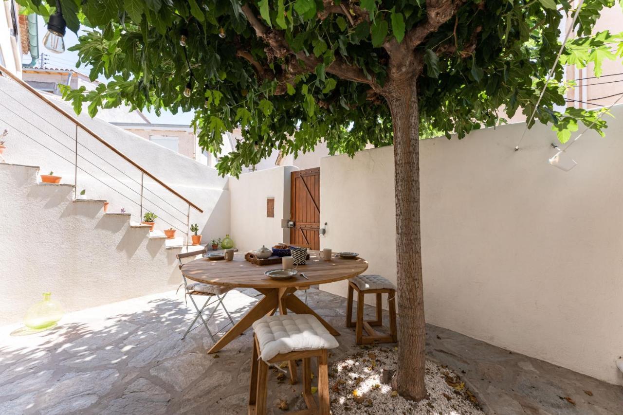 A La Calanque - Jolie Maison En Bord De Mer Marseille Exteriör bild